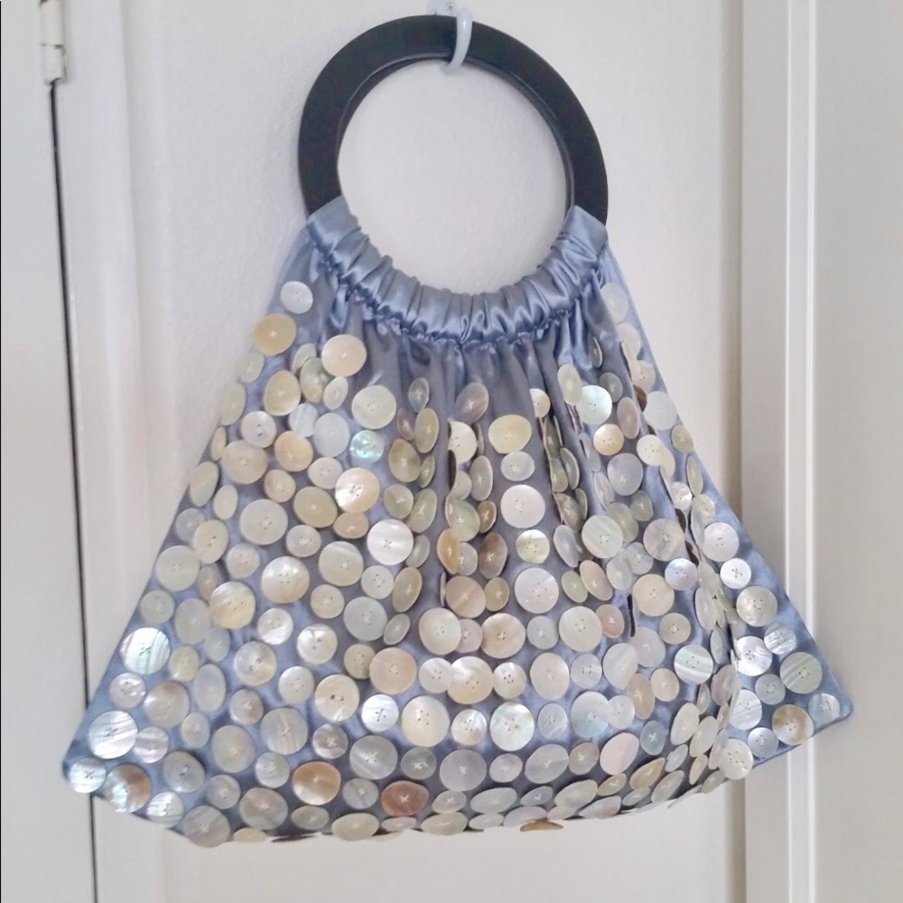 Round Handles Shell Buttons Satin Bag